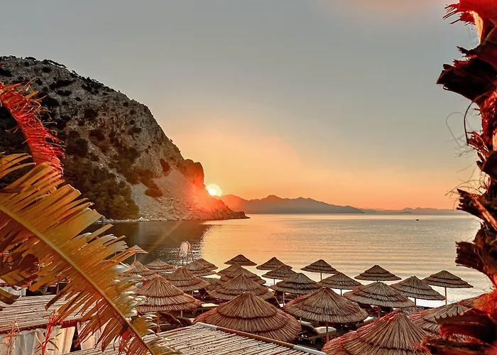Pilos Suites